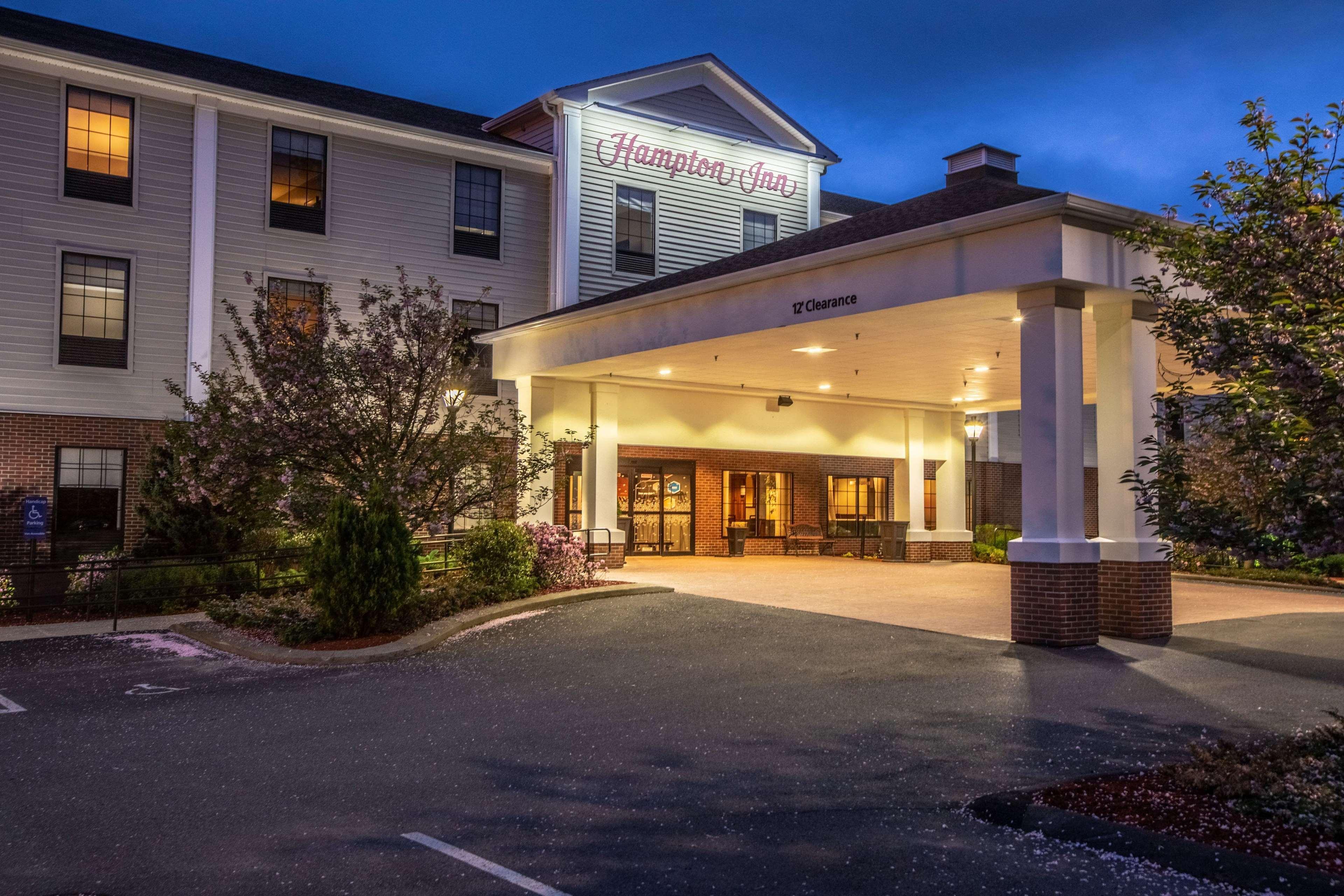 Hampton Inn Hadley-Amherst Area Dış mekan fotoğraf